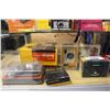 Image 2 : LOT OF VINTAGE CAMERAS AND CAMERA ACCESSORIES WITH ORIGINAL BOXES