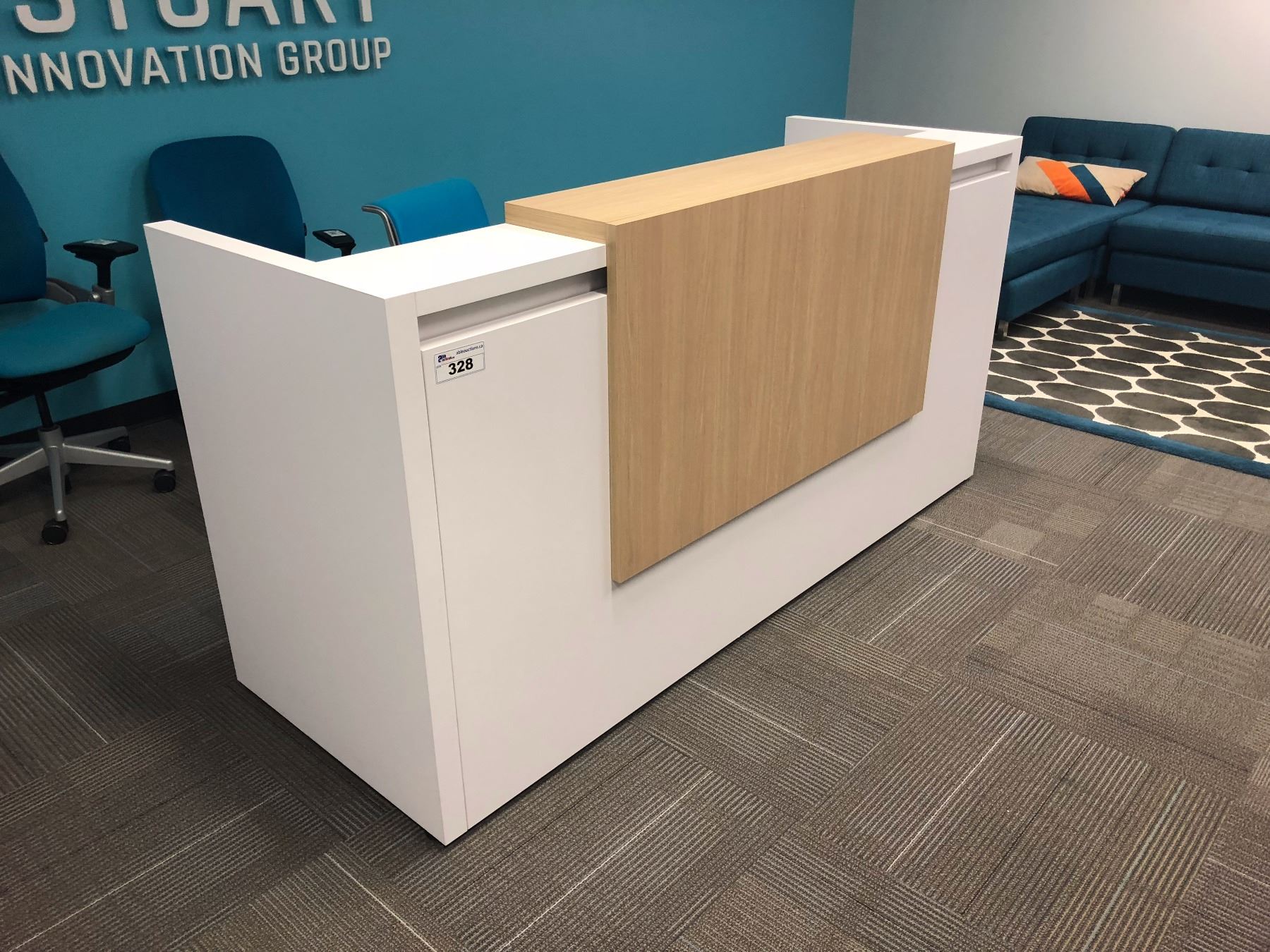 7 Ft Maple White Modern Reception Desk