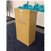 Image 1 : OAK PODIUM