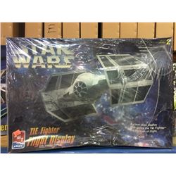 AMT STAR WARS TIE FIGHTER FLIGHT DISPLAY MODEL KIT