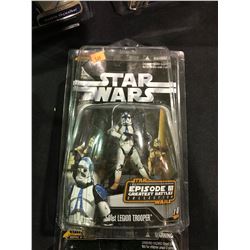 2 STAR WARS HASBRO THE EPISODE 3 GREATEST BATTLES COLLECTION FIGURES IN ORIGINAL PACKAGING