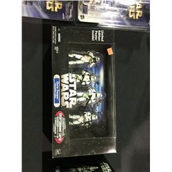 2 HASBRO STAR WARS CLONE TROOPER TROOP BUILDER 4-PACK FIGURES IN ORIGINAL PACKAGE