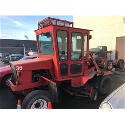 TORO GREENS MOWER, **NO REGISTRATION, MUST TOW**