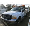 Image 1 : 1999 FORD 2WHDR, F-550 SUPERDUTY, WHITE, DUMP, 7.3L, DIESEL, MANUAL, VIN#1FDAF56F9XEB27964,