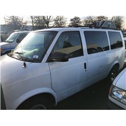 2002 CHEVROLET ASTRO, PASS VAN, WHITE, VIN # 1GNDM19X92B145564