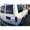 Image 2 : 2002 CHEVROLET ASTRO, PASS VAN, WHITE, VIN # 1GNDM19X92B145564