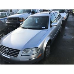 2003 VOLKSWAGEN PASSAT, GREY, 4 DOOR HATCHBACK, 1.8L, GAS, AUTOMATIC, VIN#WVWVD63B43E075267,