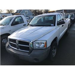 2006 DODGE DAKOTA, WHITE, 2 DOOR PICKUP, 3.7L V8, GAS, AUTOMATIC, VIN#1D7HW22K06S683929,