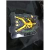 Image 2 : OPEN PACKAGE BRUCE LEE FIGURE, THE DRAGON LIVES PLAQUE & MINI-Z CATAMARAN BOAT