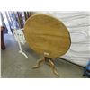 Image 2 : VINTAGE OAK 35" DEEP TILT TOP PEDESTAL TABLE