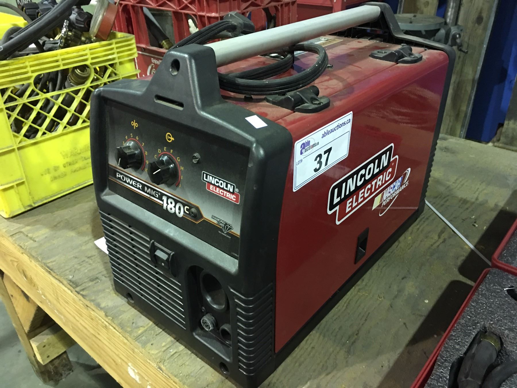LINCOLN ELECTRIC POWER MIG 180C WELDING MACHINE