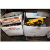 Image 2 : SHELF LOT OF LIONEL TRAIN TRACKS AND MISC ELECTRONICS