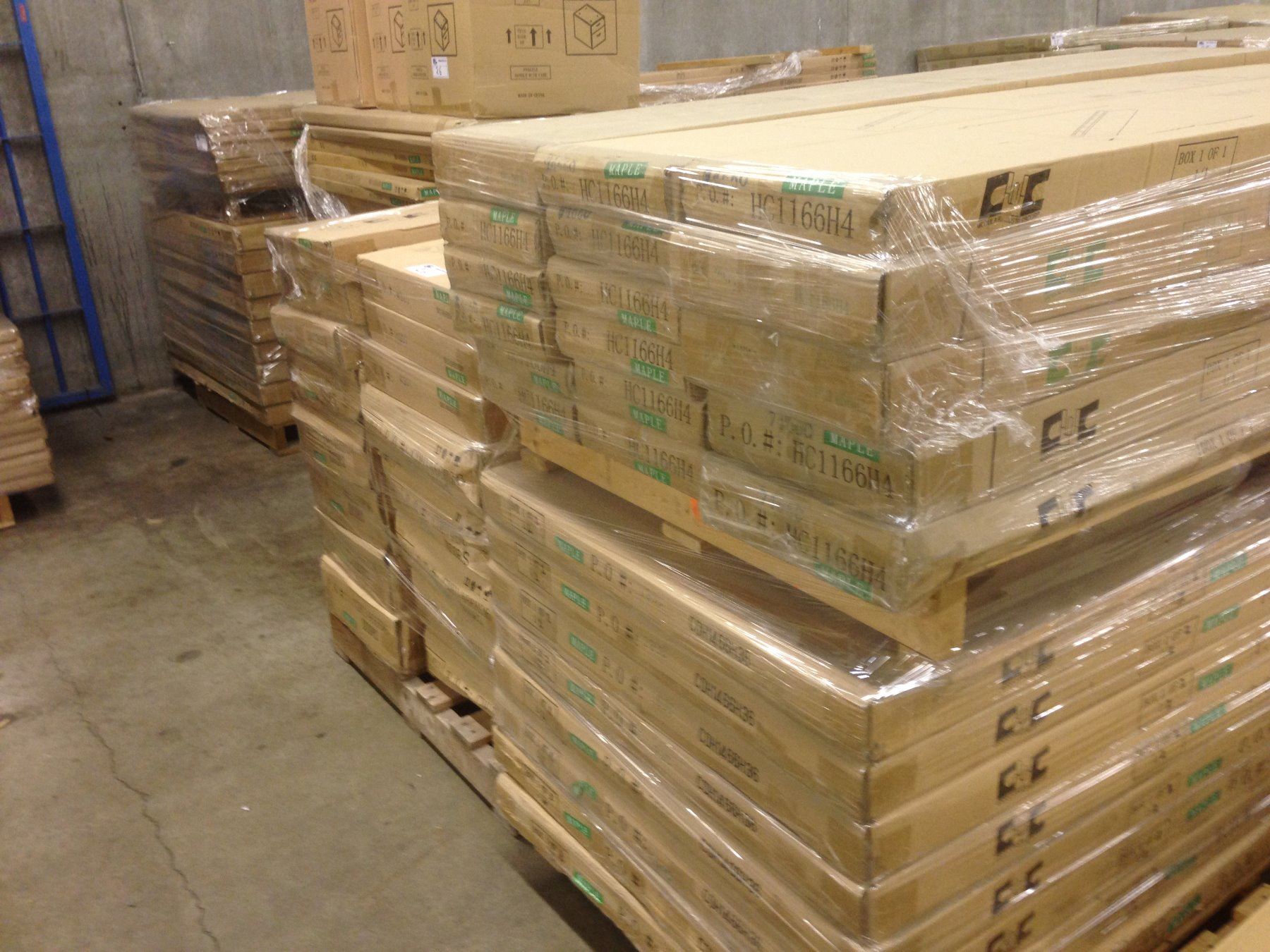 Maple Pallets 5 PALLETS OF MAPLE READY TO ASSEMBLE OFFICE FURNITURE