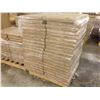 Image 2 : 4 PALLETS OF FABRIC CUSHIONS