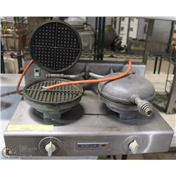 WELLS INDUSTRIAL DOUBLE WAFFLE MAKER
