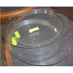 LOT OF 3 PLASTIC SERVING PLATTERS
