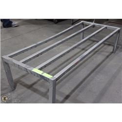 5' DUNNAGE RACKS AS THEY COME