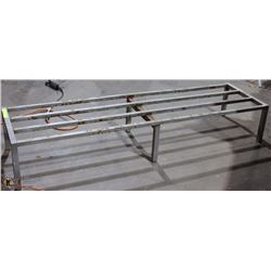 8' DUNNAGE RACK  AS THEY COME