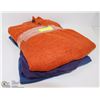 Image 1 : 3 SIZE LARGE DESIGNER SWEATERS