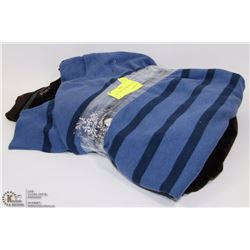 3  SIZE LARGE  DESIGNER SWEATERS