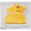 Image 1 : 3 ASSORTED SIZES DESIGNER DRESS SHIRTS SIZES 16-18