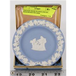 VINTAGE MADE IN ENGLAND BLUE WEDGWOOD PIN DISH