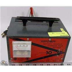 TORCAN BATTERY CHARGER
