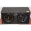 Image 1 : KICKER 10" DUAL SUB BOX  WITH 10" KICKER SPEAKERS