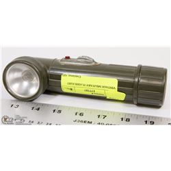 VINTAGE MILITARY FLASHLIGHT