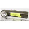 Image 1 : VINTAGE MILITARY FLASHLIGHT