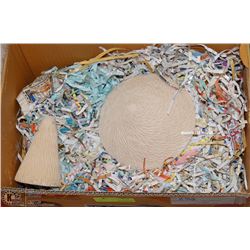 LOT OF POTTERY & CERAMIC MUSHROOM DECOR