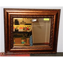 SHOWHOME WOOD FRAMED MIRROR.