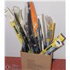 Image 1 : LARGE LOT OF WIPER BLADES, ASSORTED SIZES
