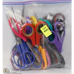 BAG OF MULTI COLOURED SCISSORS