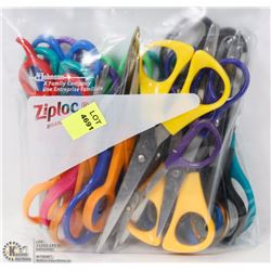 BAG OF MULTI COLOURED SCISSORS