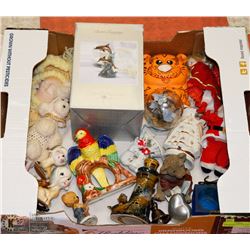 LARGE FLAT OF ESTATE TRINKETS INCL. SECRET