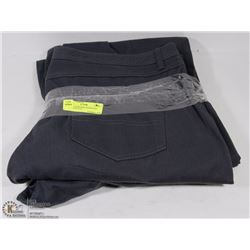 LOT OF 2 DESIGNER DENIM FEEL PANTS SIZE 42/34,