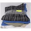 Image 1 : 5 PAIRS OF MENS BRAND NAME SIZE 36 SHORTS