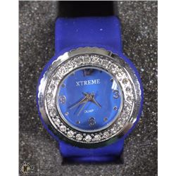 49) BLUE 'SNAP STRAP' FASHION WATCH