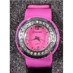 50) HOT PINK 'SNAP STRAP' FASHION WATCH
