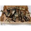 Image 1 : ESTATE BOX OF ASSORTED BRASS, SOME ETCHED