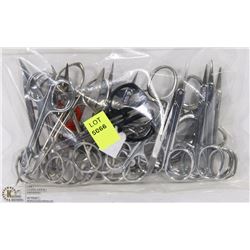 BAG OF SCISSORS.