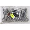 Image 1 : BAG OF SCISSORS.