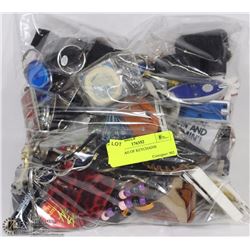 LARGE BAG OF KEY CHAINS
