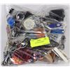 Image 1 : LARGE BAG OF KEY CHAINS