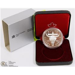 1982 SILVER REGINA COMMEMORATIVE CASED DOLLAR
