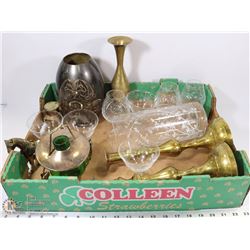 ESTATE FLAT WITH CRYSTAL, BRASS AND MORE