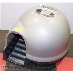 CAT LITTER BOX WITH LID & STAIRS