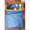 Image 1 : WICKER BASKET OF WEIGHTS, TENSION BANDS, PUSHUPS