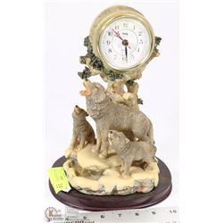 WOLF STATUE CLOCK
